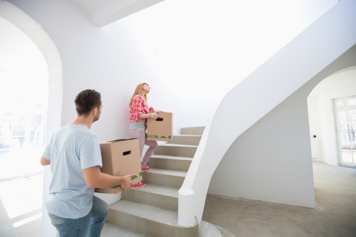 Careful loading of furniture for a same day relocation